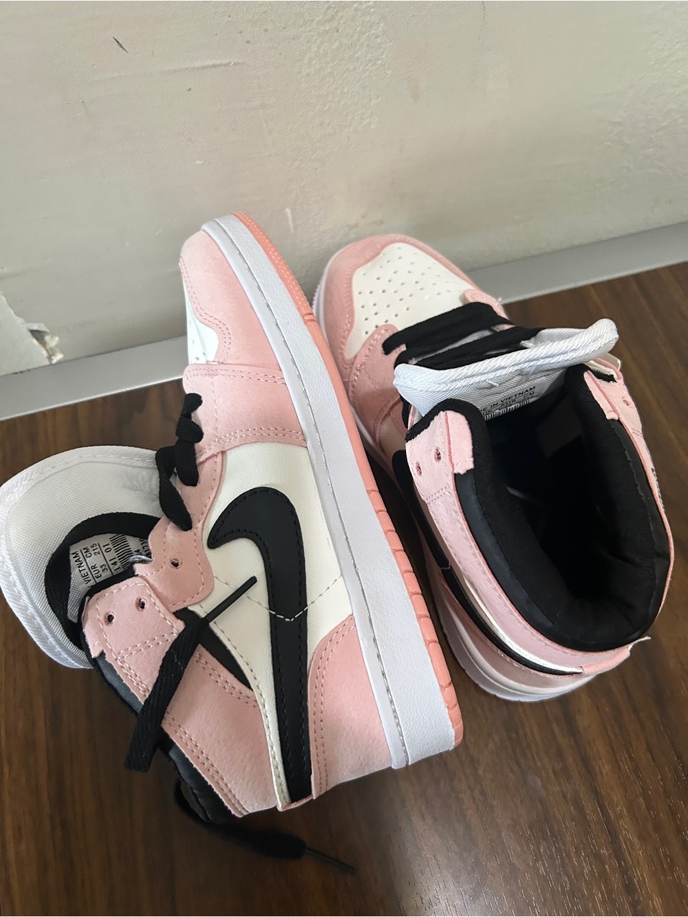 Kids High-Top Sneakers in Pink, White and Black